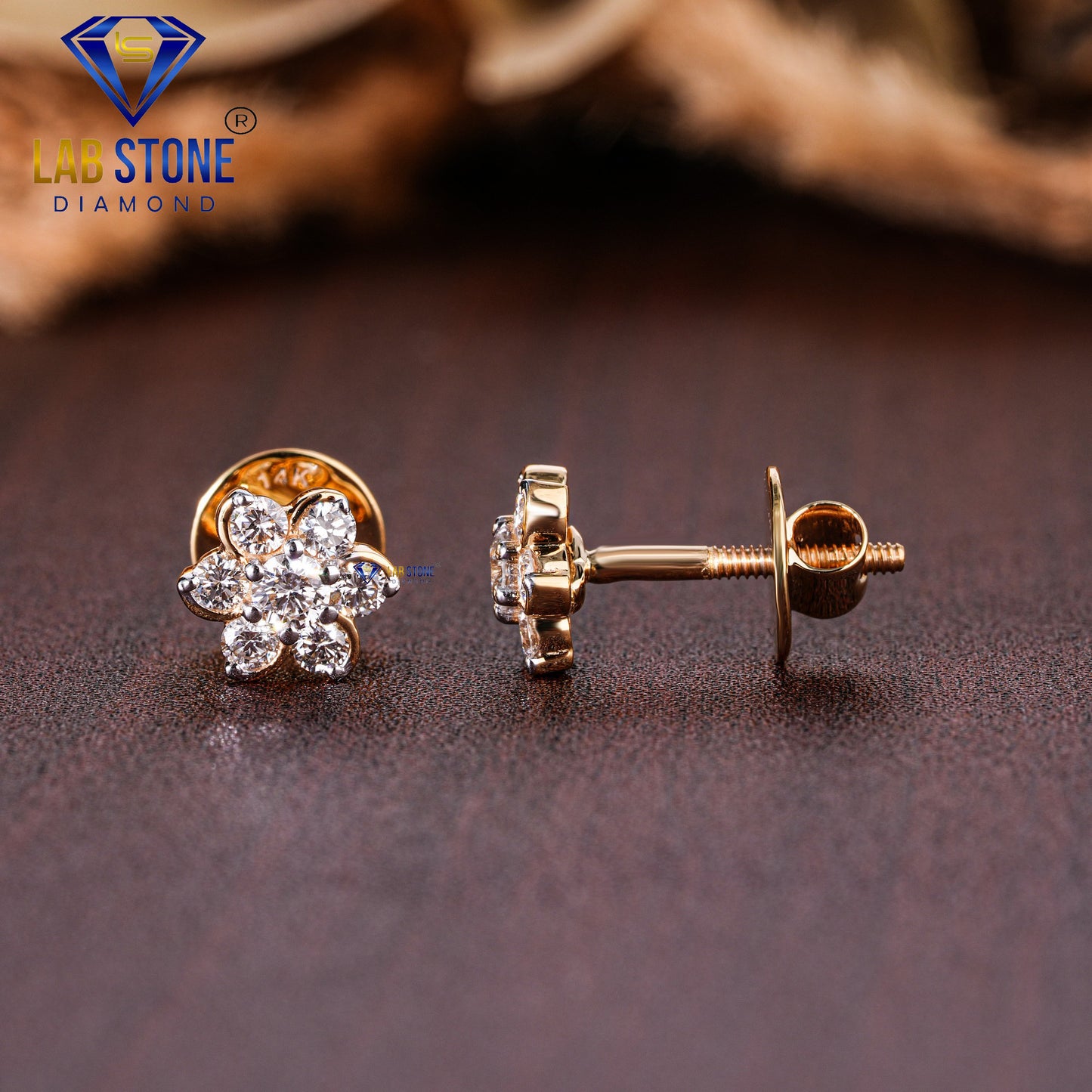 0.49 TDW Round Cut Diamond Stud Earring