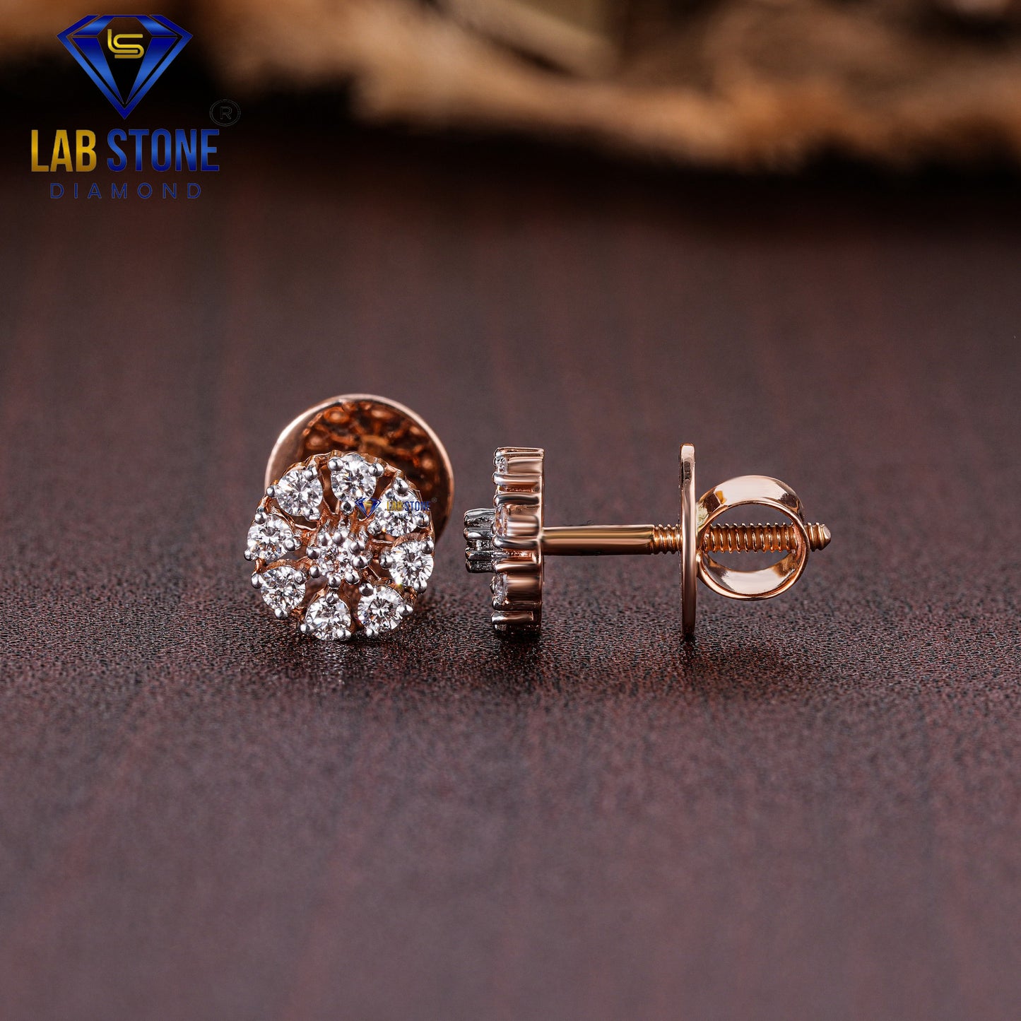 0.32 TDW Round Cut Diamond Stud Earring