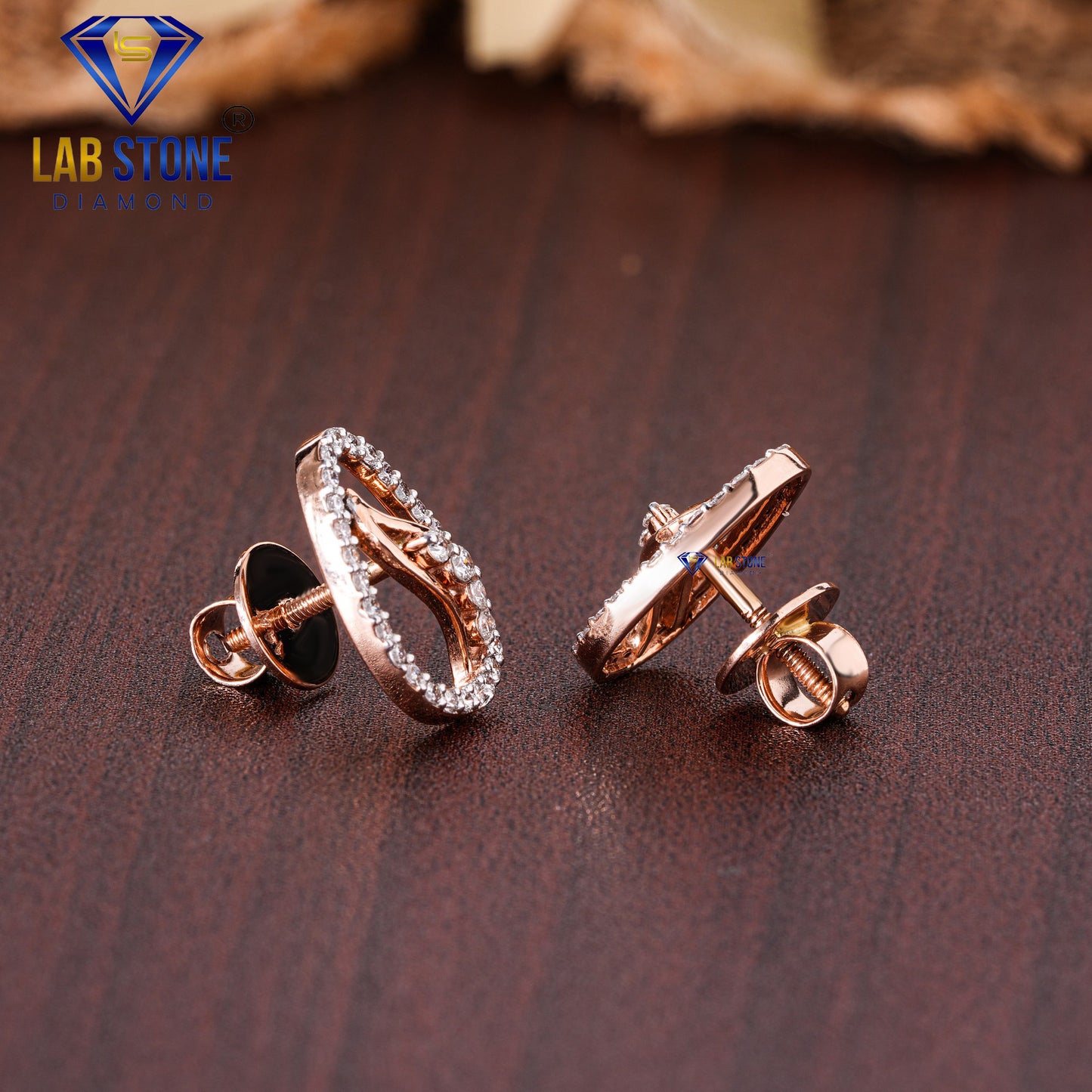 0.45 TDW Round Cut Diamond Stud Earring