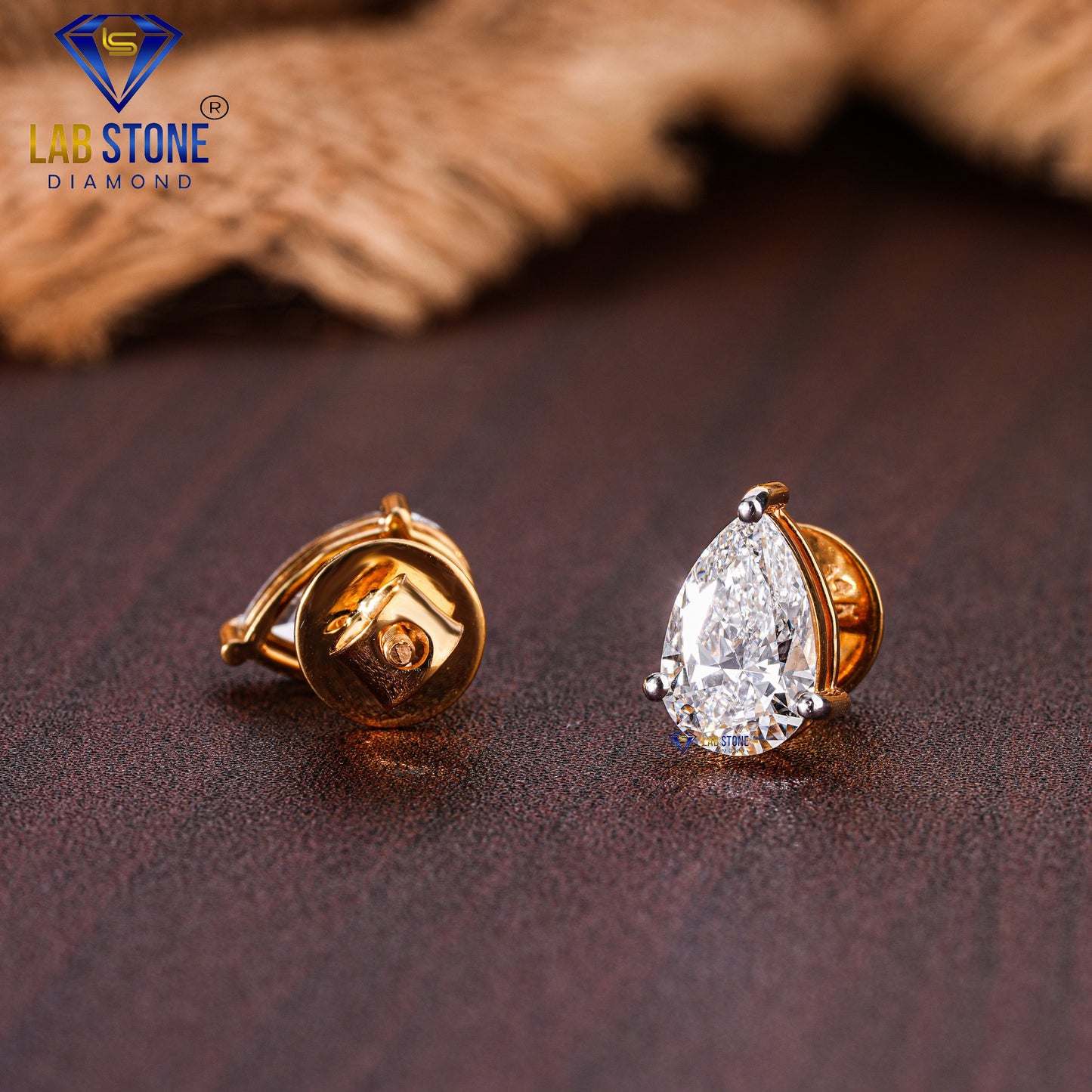 4.00 TDW Pear Cut Diamond Solitaire Stud Earring