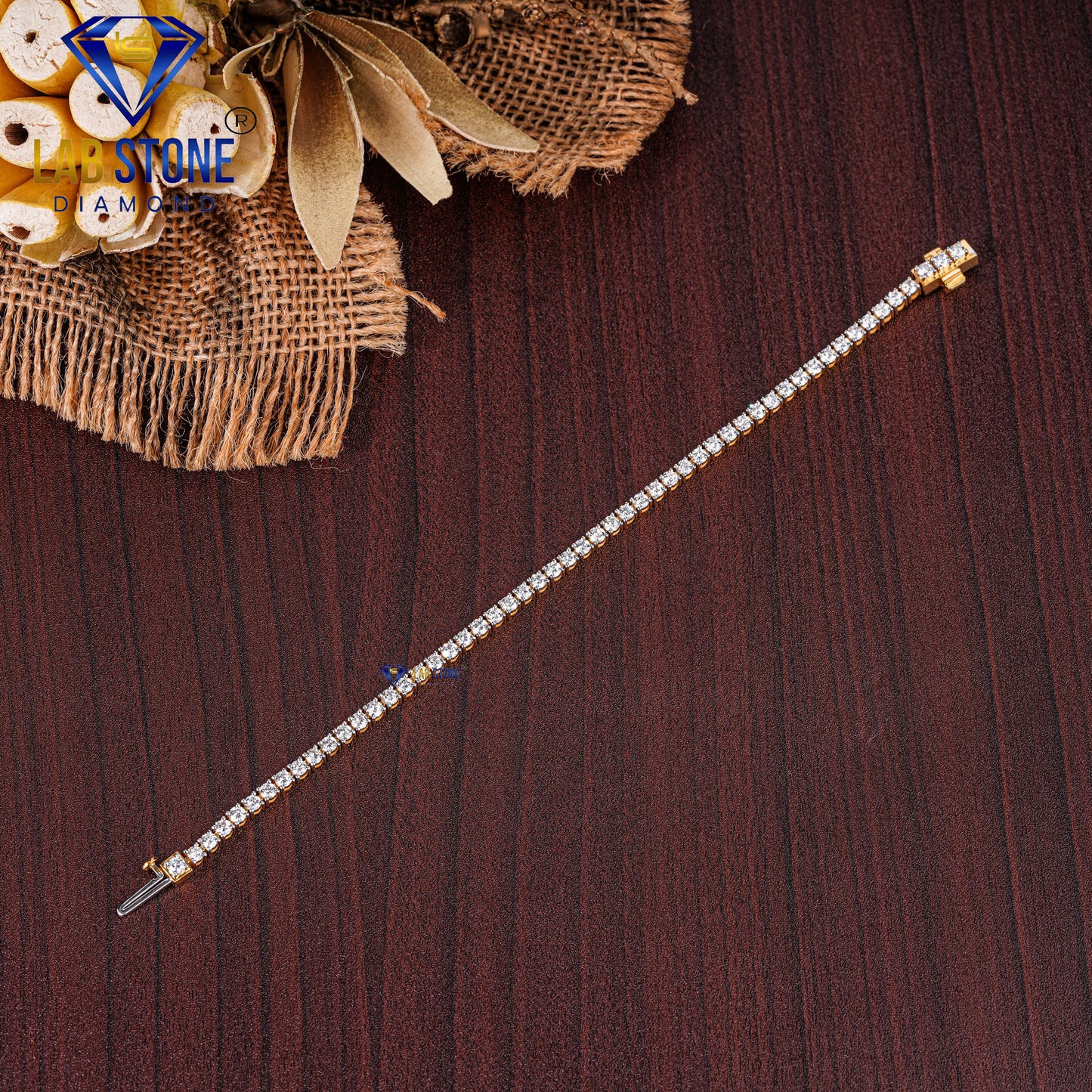 7.58 TDW Round Cut Diamond Tennis Bracelet