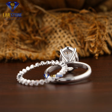 2.80 TDW Round & Oval Cut Diamod Women's Engagement Ring with Band