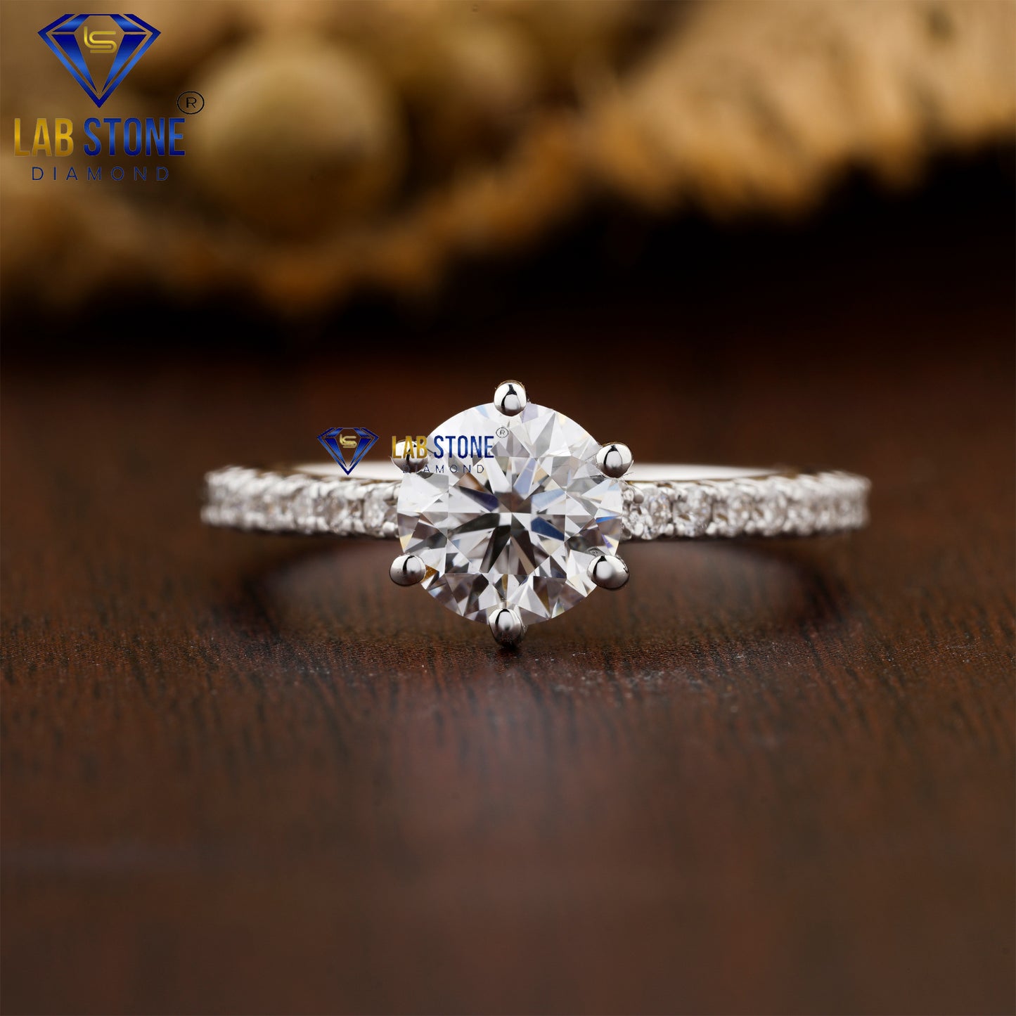 1.76 TDW Round Cut Women's Engagement Diamond Ring