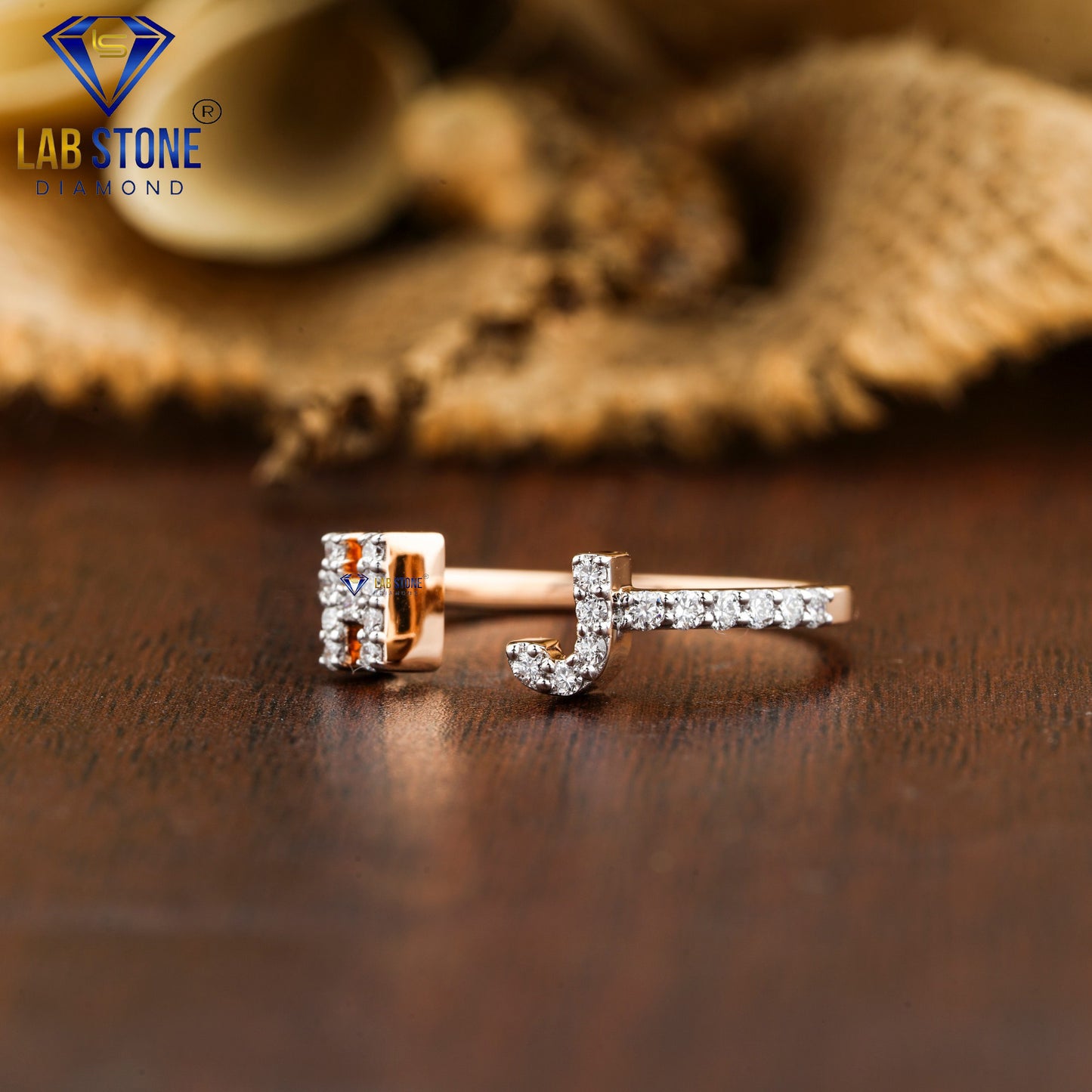 0.21 TDW Round Cut Women’s Engagement Diamond Ring