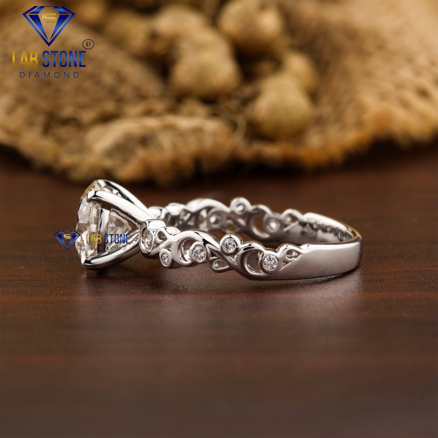 2.09 TDW Round Cut Women’s Diamond Engagement Ring