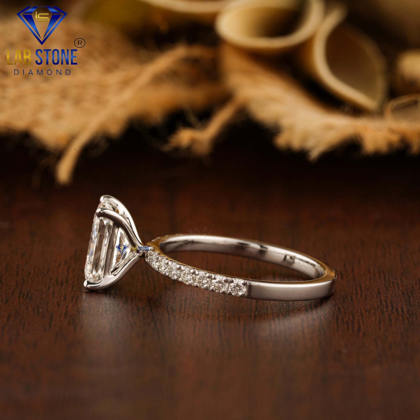 2.81 TDW Radiant & Round Cut Women’s Engagement Diamond Ring
