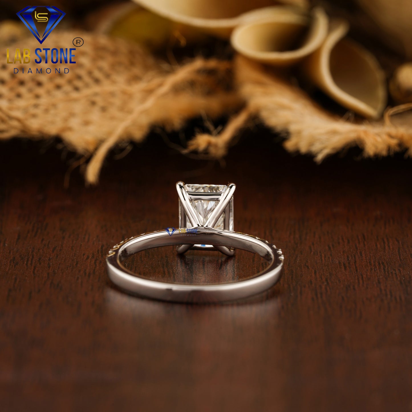 2.81 TDW Radiant & Round Cut Women’s Engagement Diamond Ring