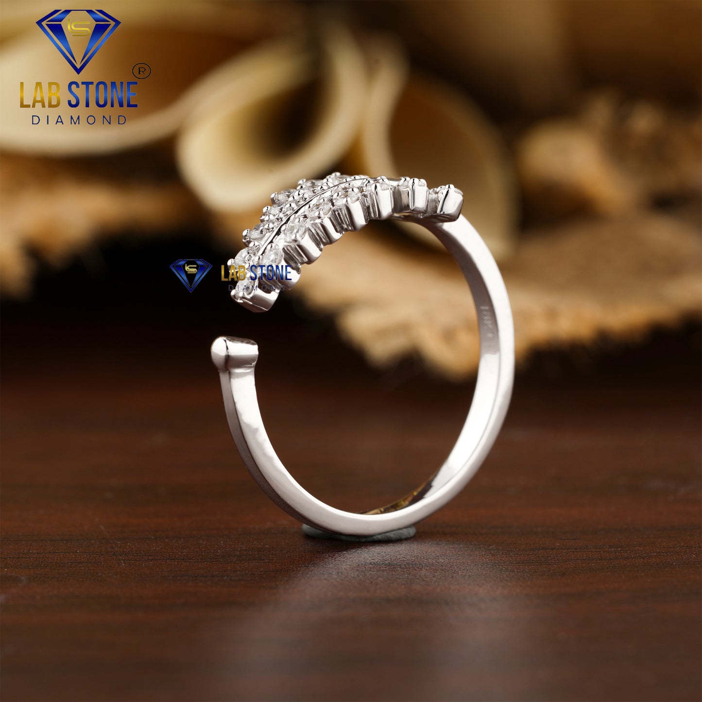 0.21 TDW Round Cut Diamond Women’s Engagement Ring