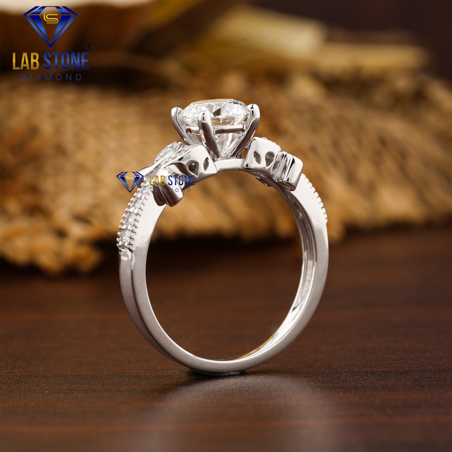 1.29 TDW Round Cut Women’s Engagement Diamond Ring