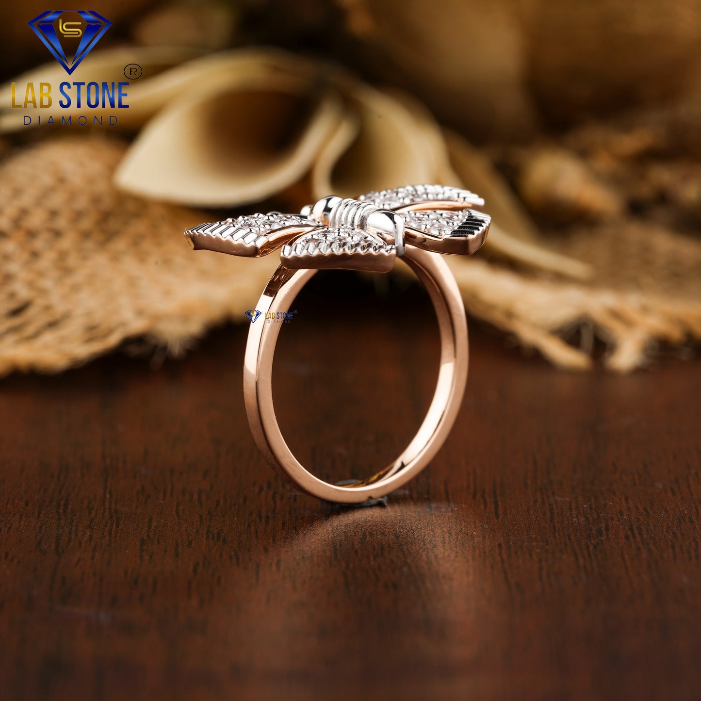 0.630 TDW Round Cut Women’s Engagement Diamond Ring