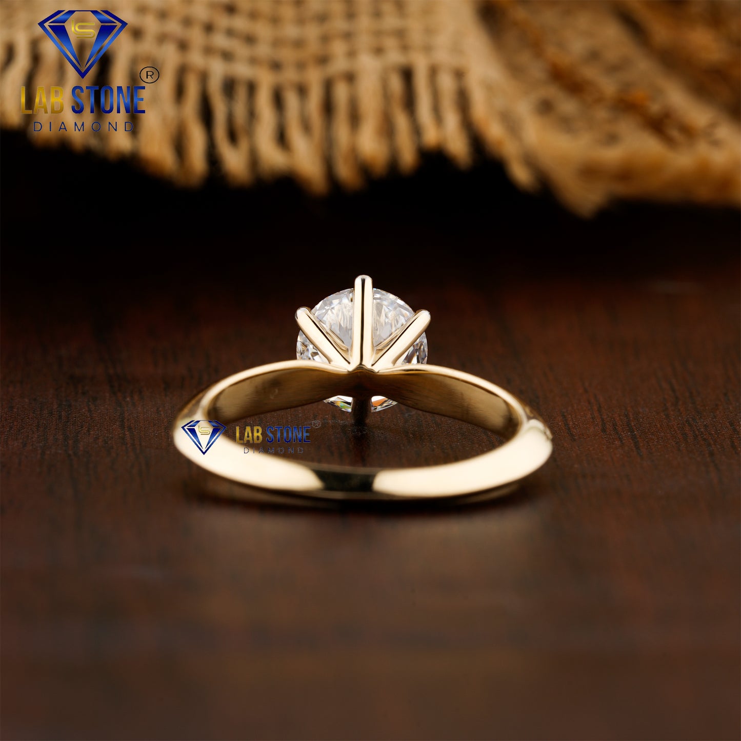 1.56 TDW Round Cut Women’s Solitaire Diamond Ring