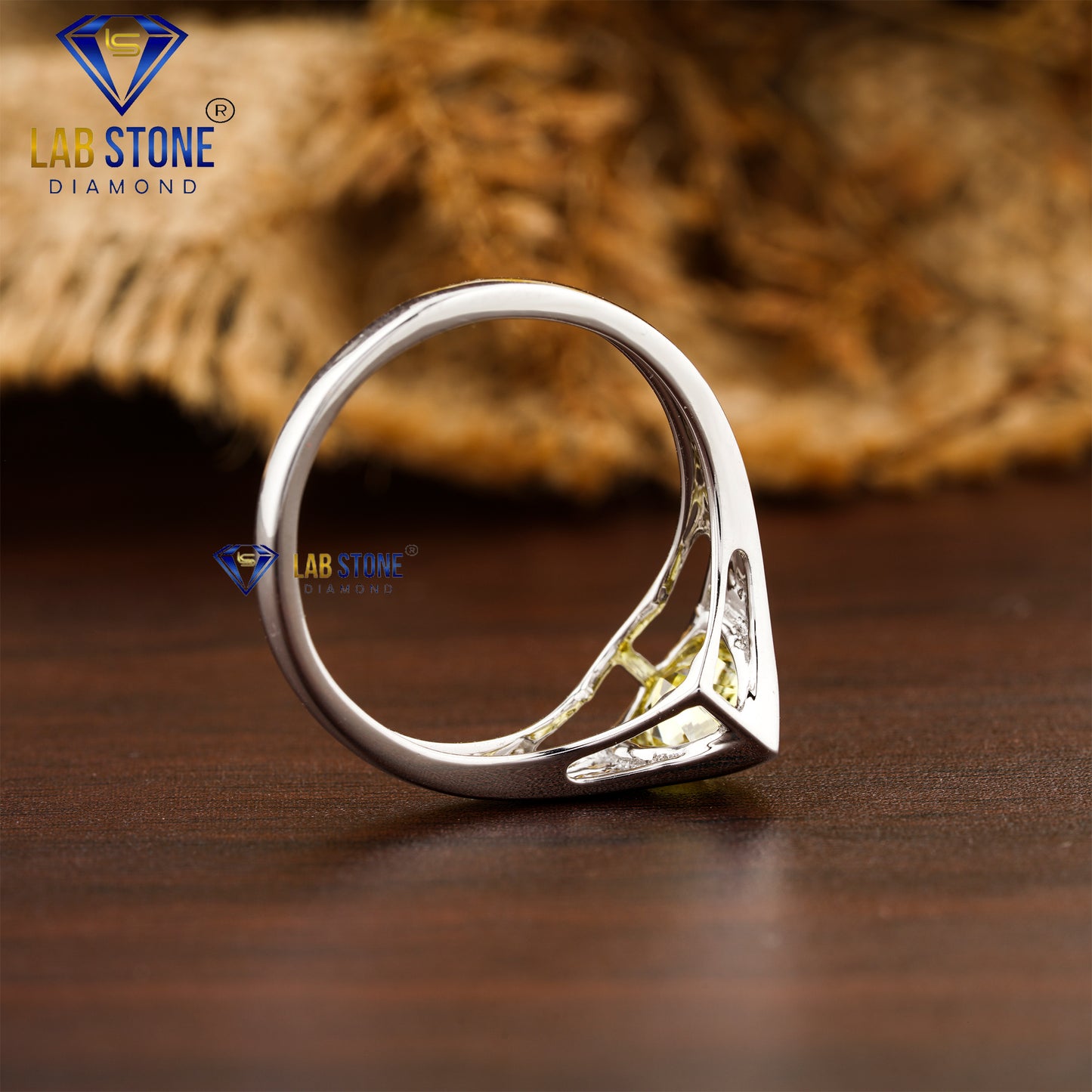 1.07 TDW Fancy Yellow Pear Cut Daimond Women’s Solitaire Ring