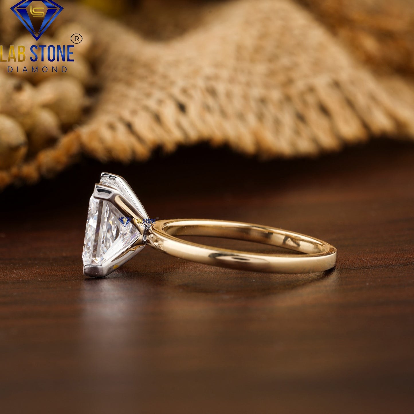 3.62 TDW Princess Cut Diamond Solitaire Ring