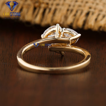 1.11 TDW Pear, Heart & Oval Cut Women’s Three Stone Diamond Ring