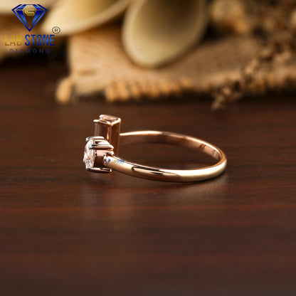 0.56 TDW Round & Baguette Cut Diamond Women’s Engagement Ring